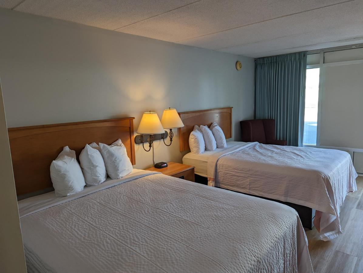 Days Inn By Wyndham Birch Run Exteriör bild